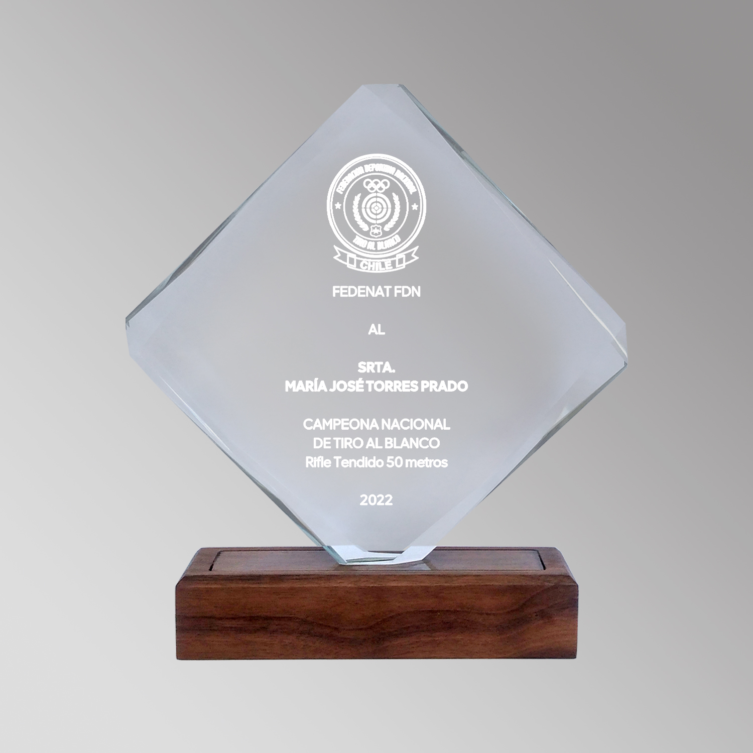 Galvano Cristal con Base de Madera BLAS 52 - Imagen 3